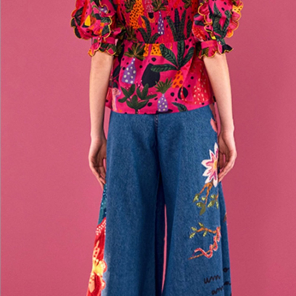 Farm Rio Blouse - Picture 2 of 5